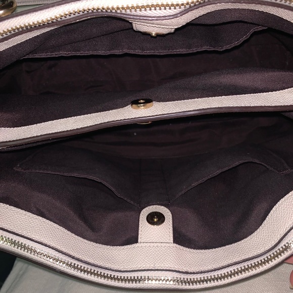 Coach Christie Carryall in Crossgrain Leather - Picture 9 of 11